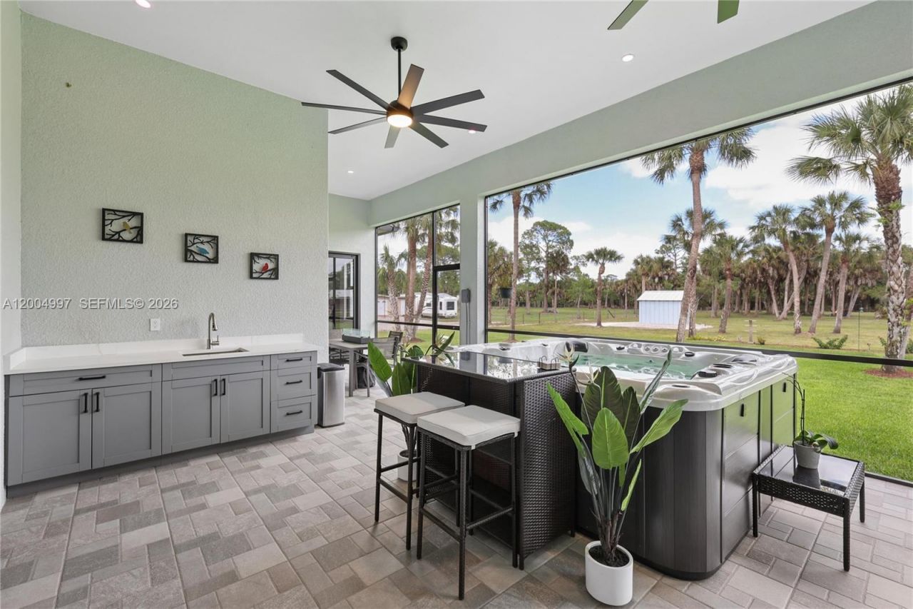 360 13th St Sw, Naples, FL 34117 Photo