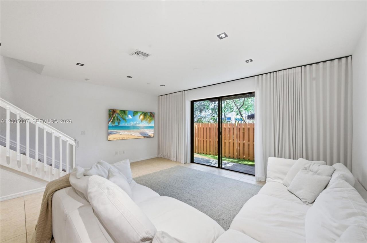 6320 S Station Sq , Davie, FL 33314 Photo