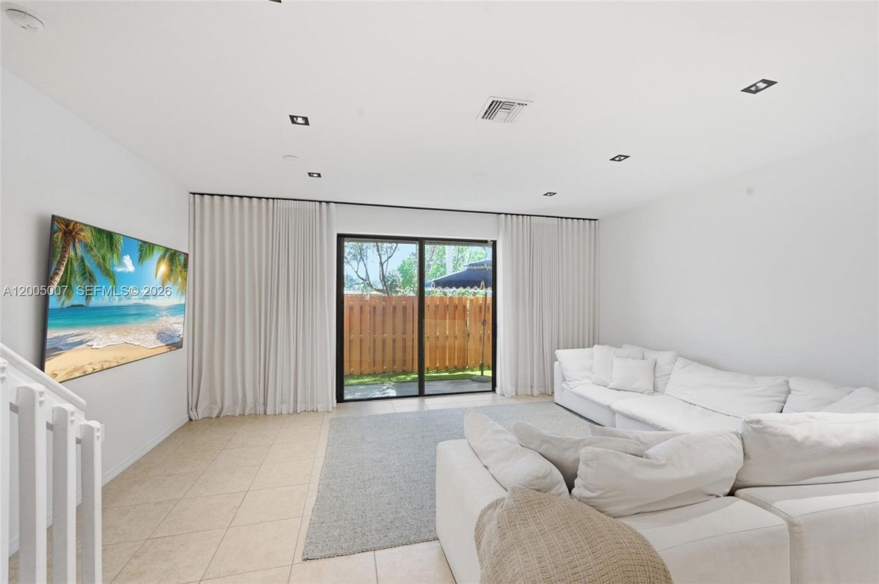 6320 S Station Sq , Davie, FL 33314 Photo