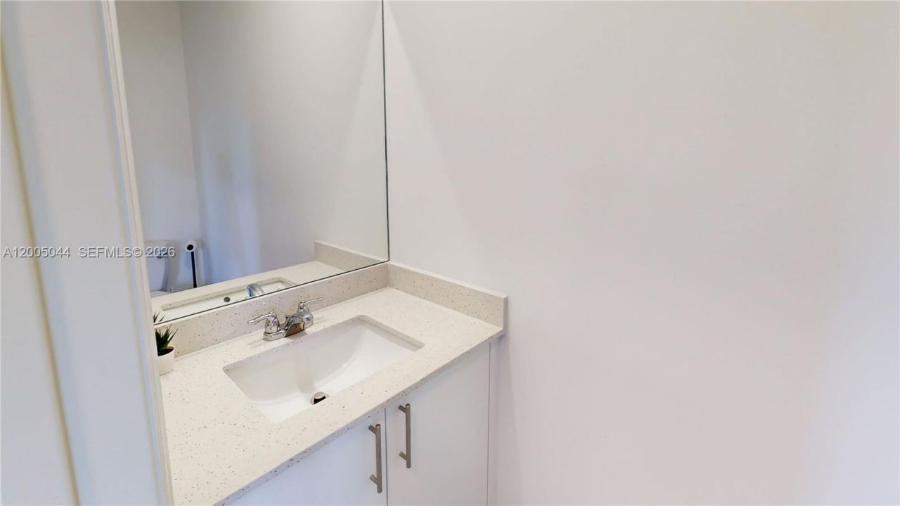 2333 SE 28th Ct , Homestead, FL 33035 Photo