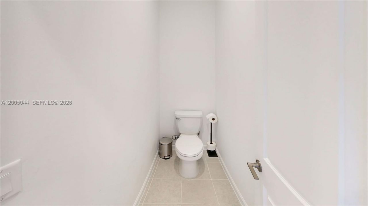 2333 SE 28th Ct , Homestead, FL 33035 Photo