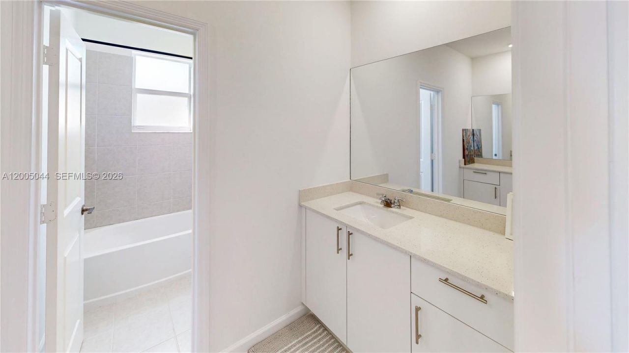 2333 SE 28th Ct , Homestead, FL 33035 Photo