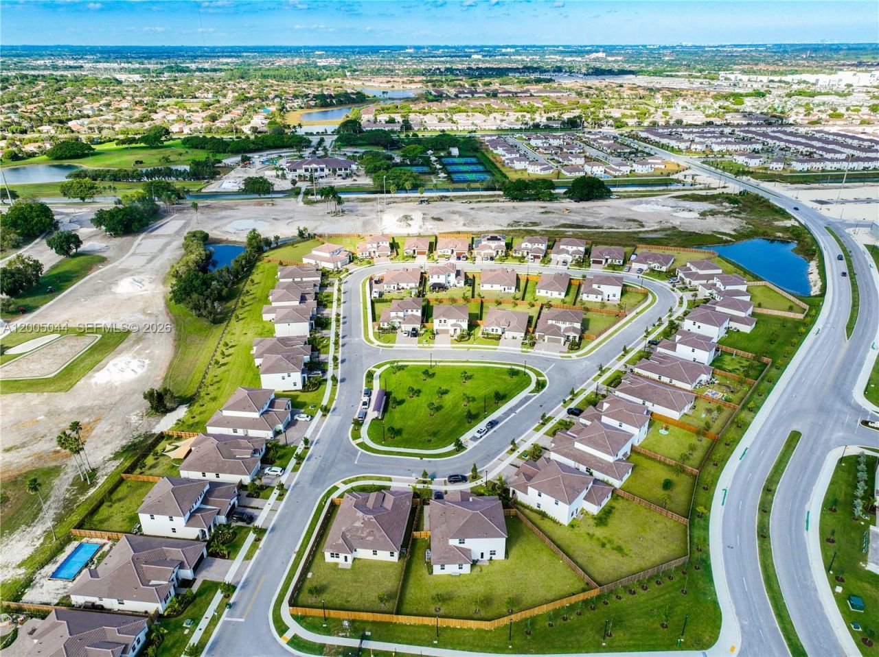 2333 SE 28th Ct , Homestead, FL 33035 Photo