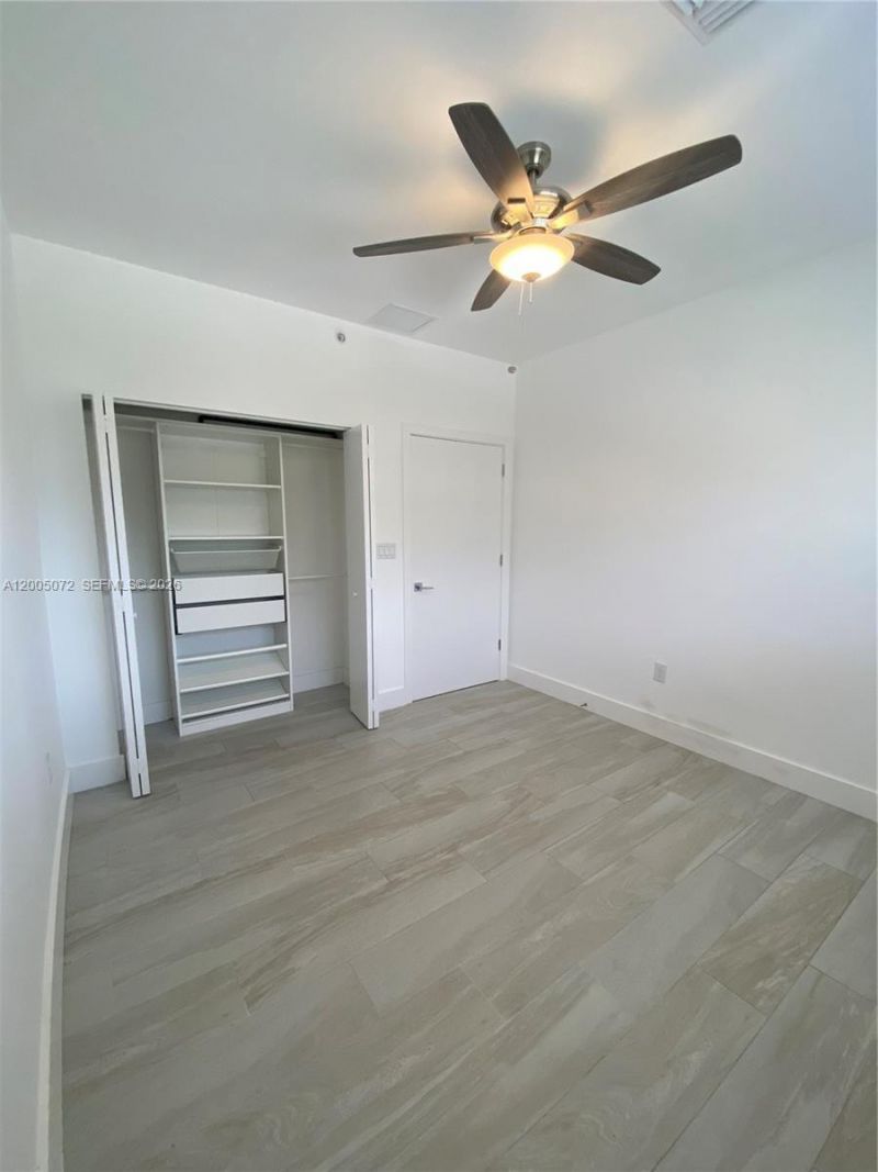 909 NW 45th Ter , Plantation, FL 33317 Photo