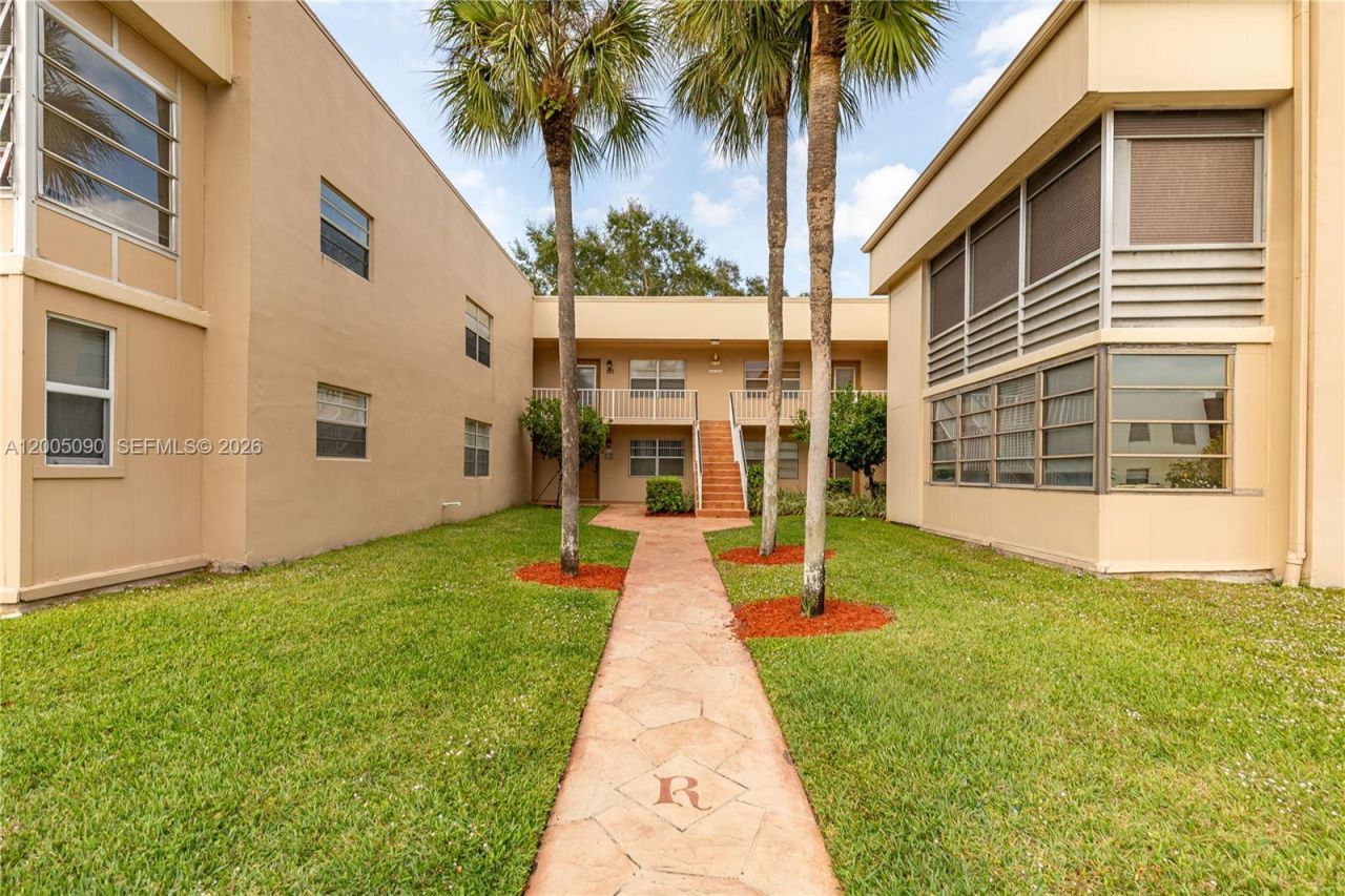 854 Normandy R , Unit 854, Delray Beach, FL 33484 Photo