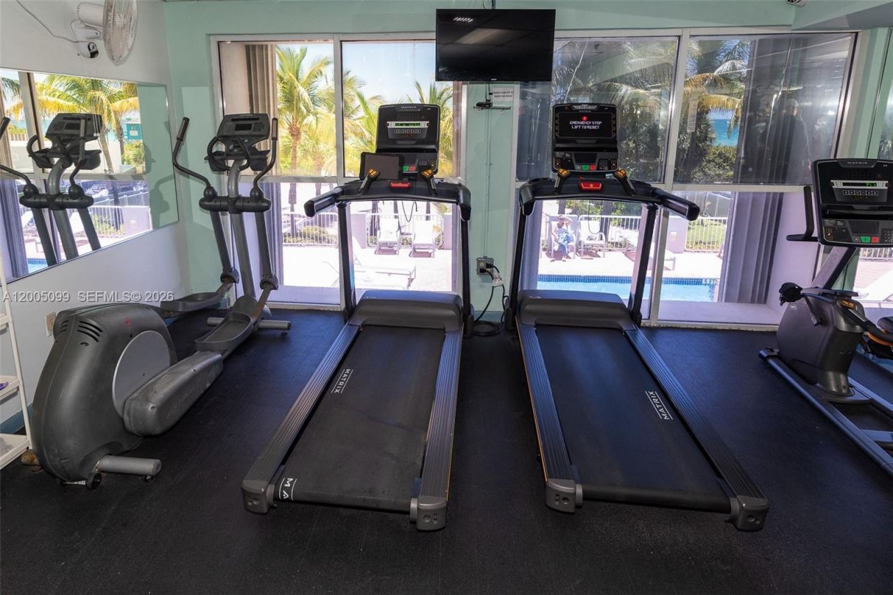 9341 Collins Ave, Unit 907, Surfside, FL 33154 Photo