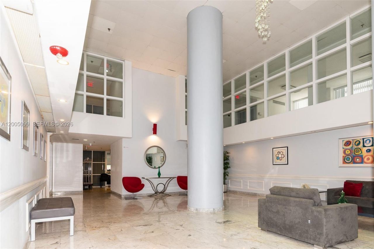 9341 Collins Ave, Unit 907, Surfside, FL 33154 Photo