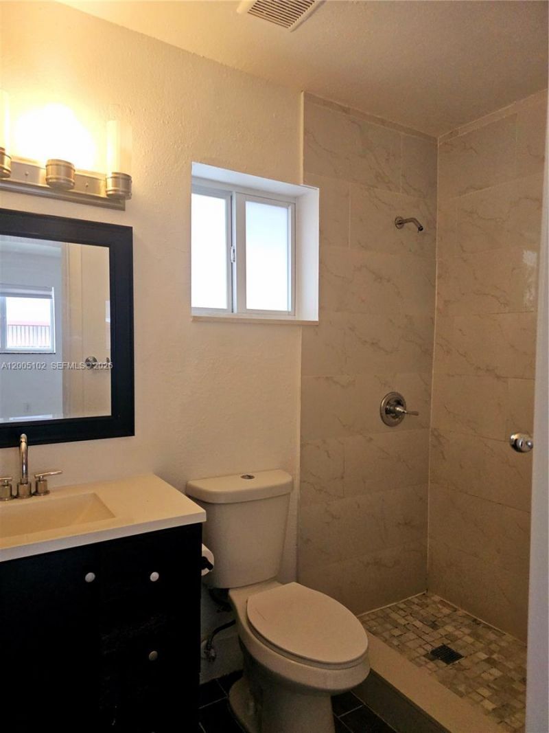 1736 SW 3rd St, Unit 3, Miami, FL 33135 Photo
