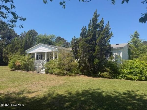 164 Edgewater Road, Harbinger, NC 27941