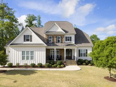 5109 Wainscott Way, Raleigh, NC 27612