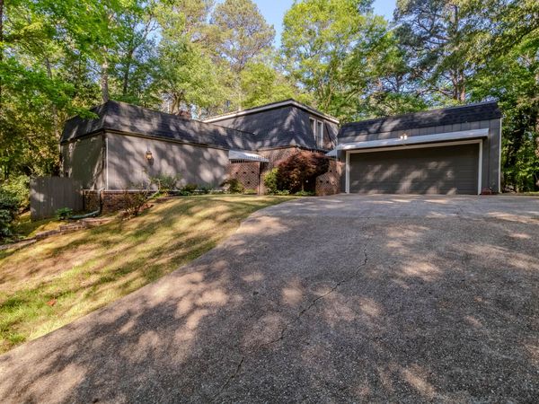 236 Davis Woods, Columbus, MS 39705