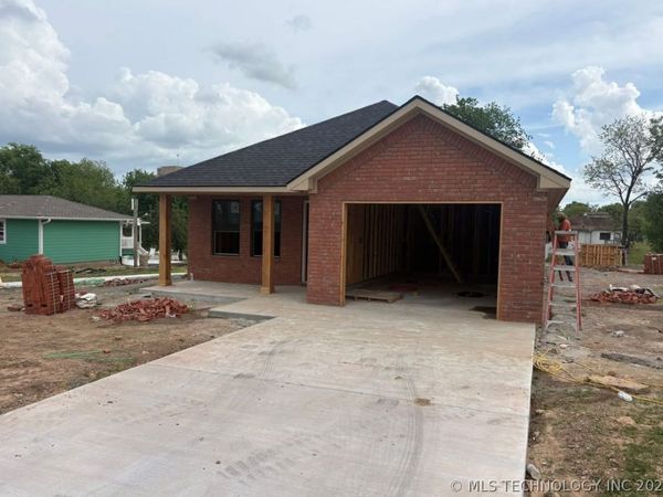 210 W Monroe , McAlester, OK 74501