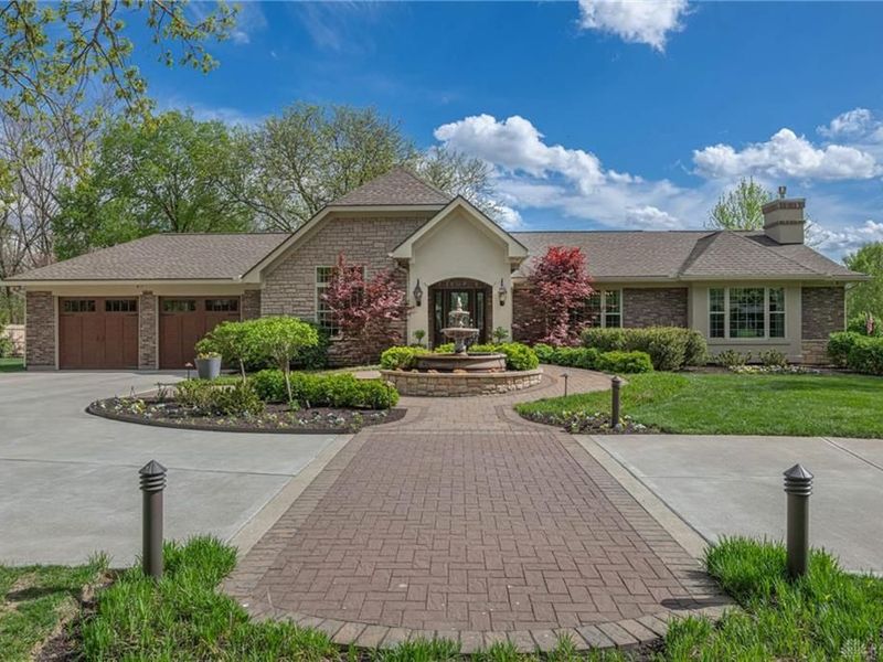 317 Colonial Lane, Washington Township, OH 45429 Photo 1