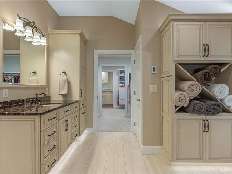 317 Colonial Lane, Washington Township, OH 45429 Photo 49