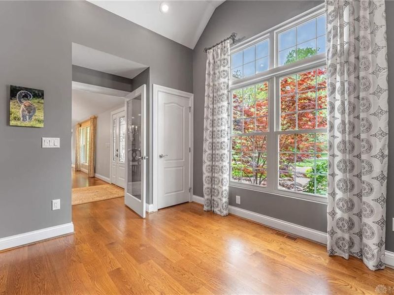 317 Colonial Lane, Washington Township, OH 45429 Photo 8