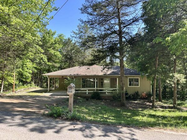 14 Nokonda Road, Cherokee Village, AR 72529