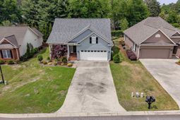 170 Crescent Oaks Court  photo 4