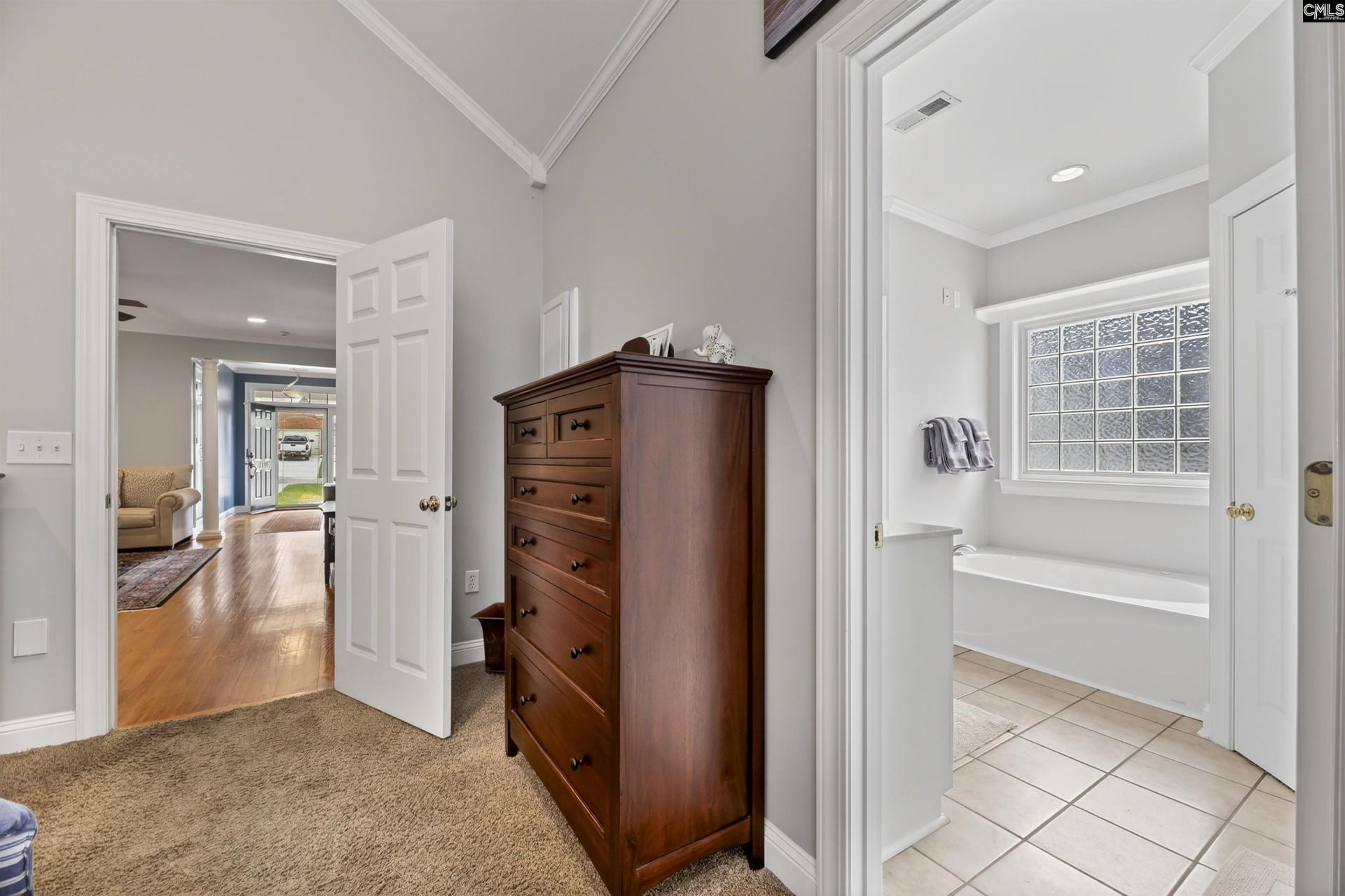 170 Crescent Oaks Court  Photo 30