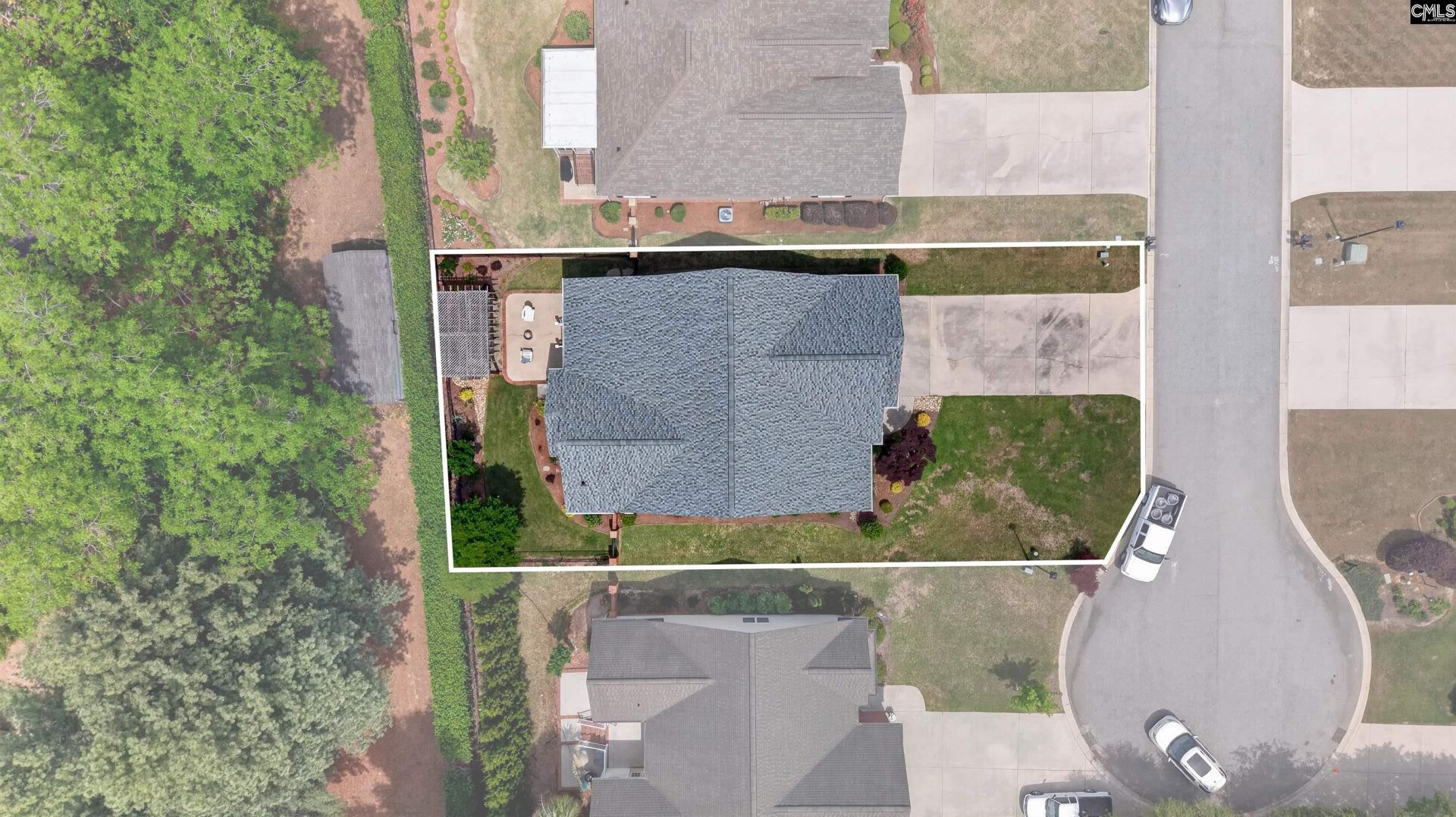 170 Crescent Oaks Court  Photo 9