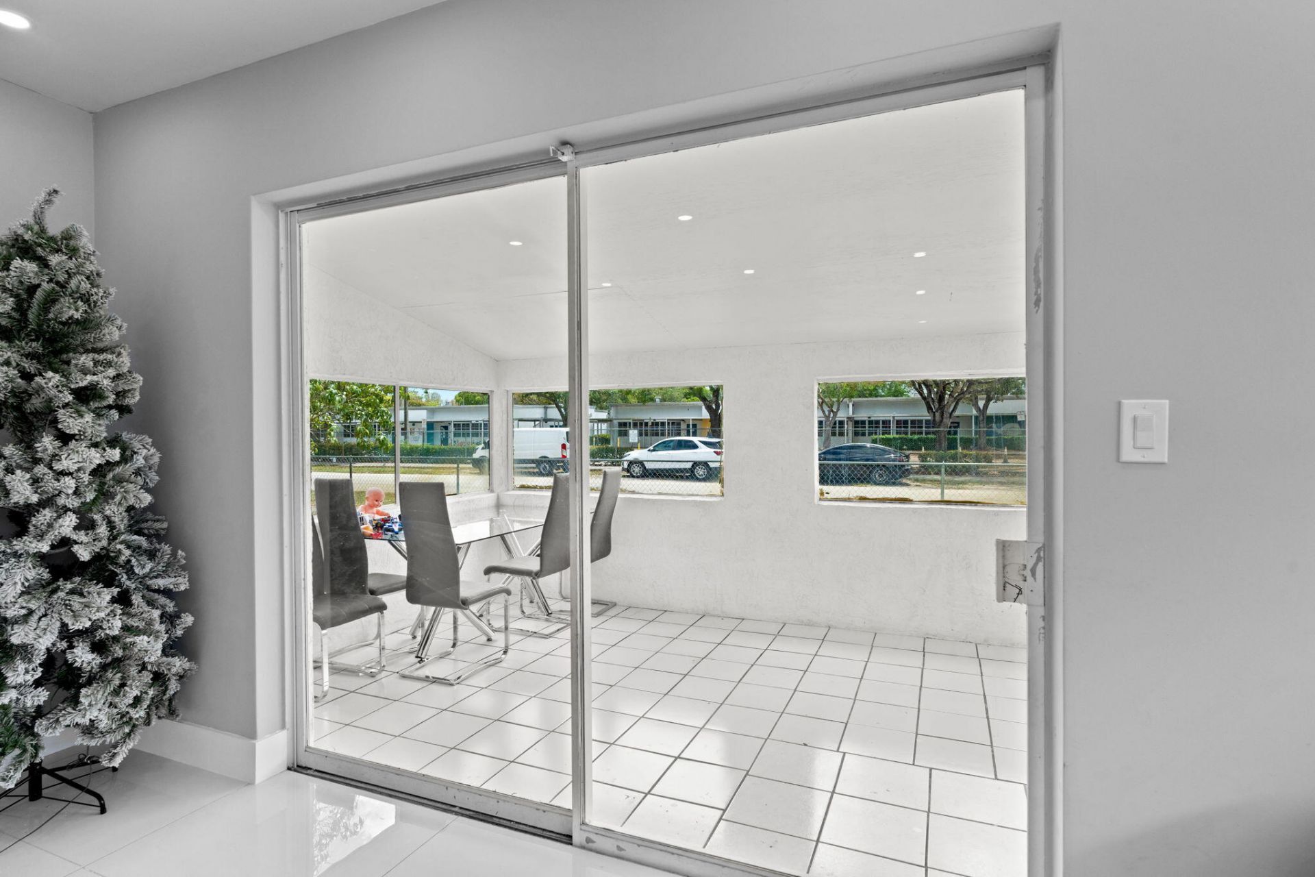670 SW 29th Avenue, Fort Lauderdale, FL 33312 Photo