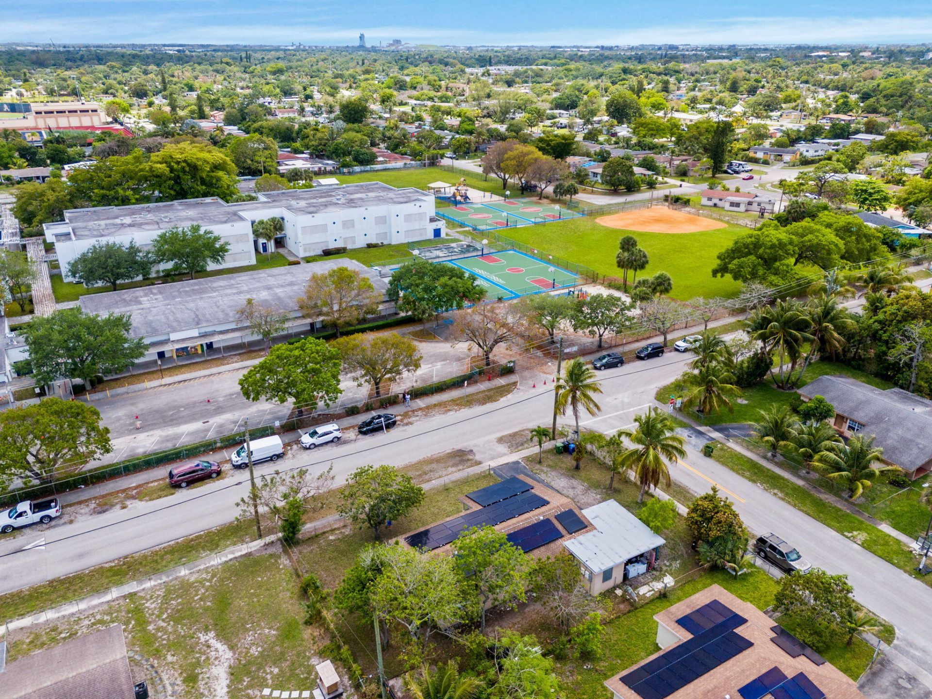 670 SW 29th Avenue, Fort Lauderdale, FL 33312 Photo