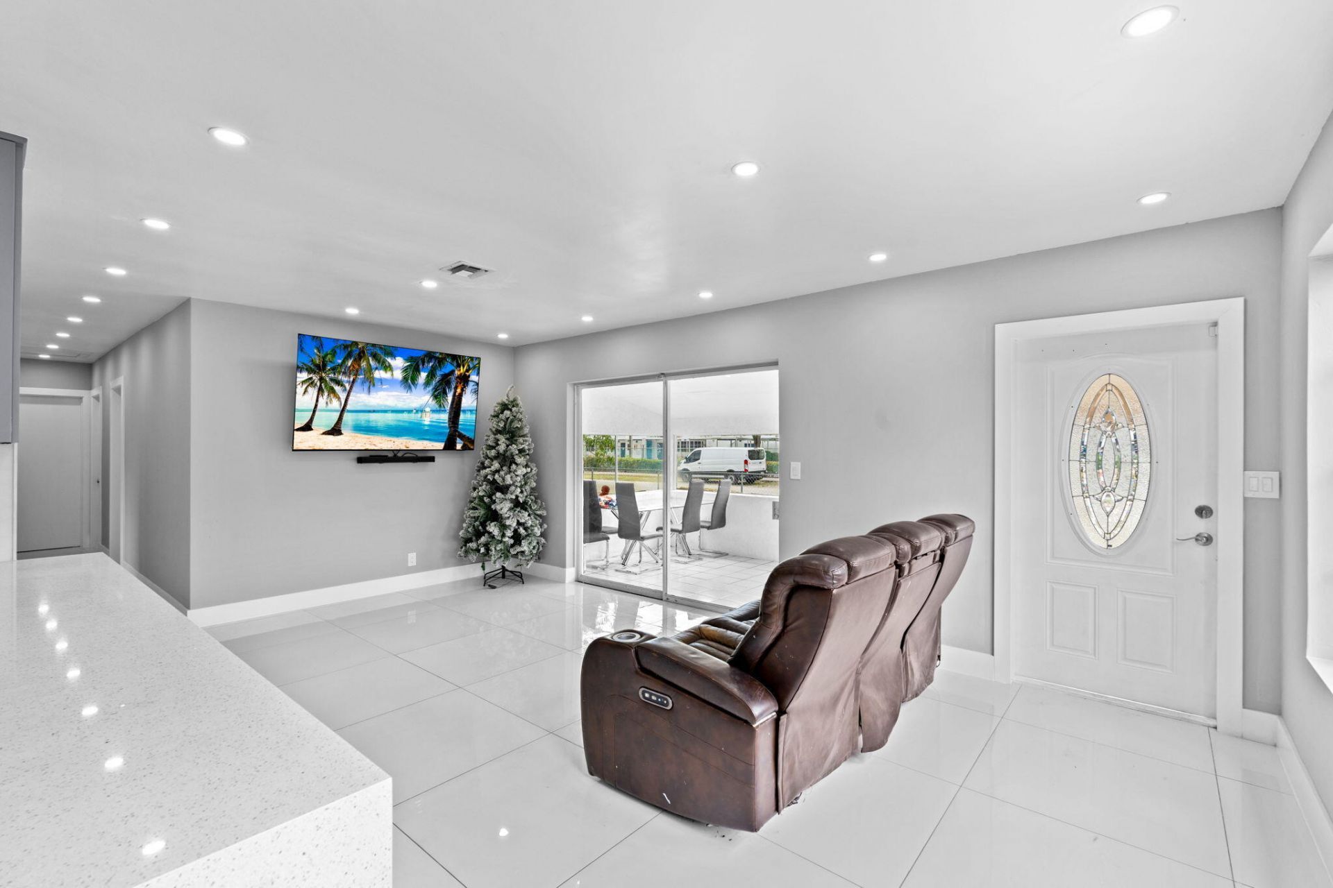 670 SW 29th Avenue, Fort Lauderdale, FL 33312 Photo