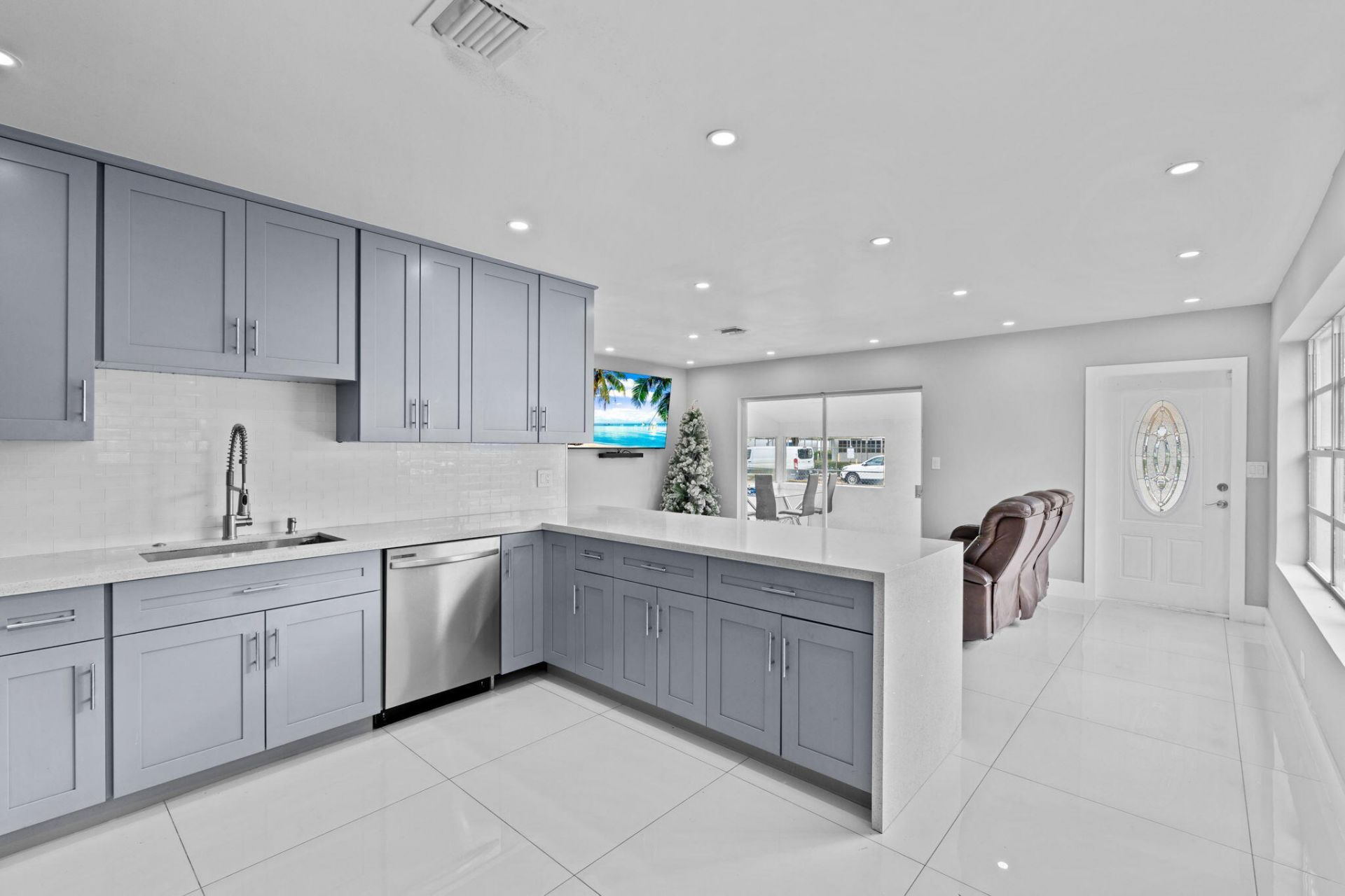 670 SW 29th Avenue, Fort Lauderdale, FL 33312 Photo