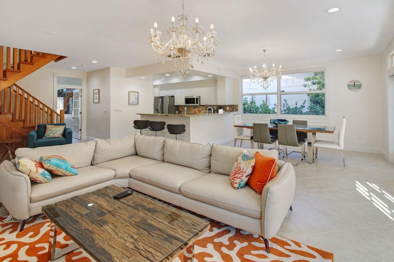218 Pine Avenue, Lauderdale by the Sea, FL 33308 Photo
