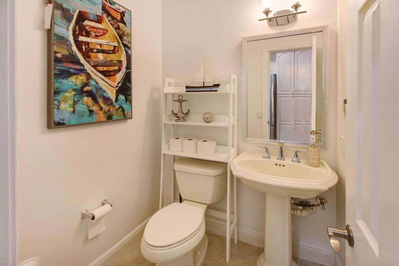 218 Pine Avenue, Lauderdale by the Sea, FL 33308 Photo