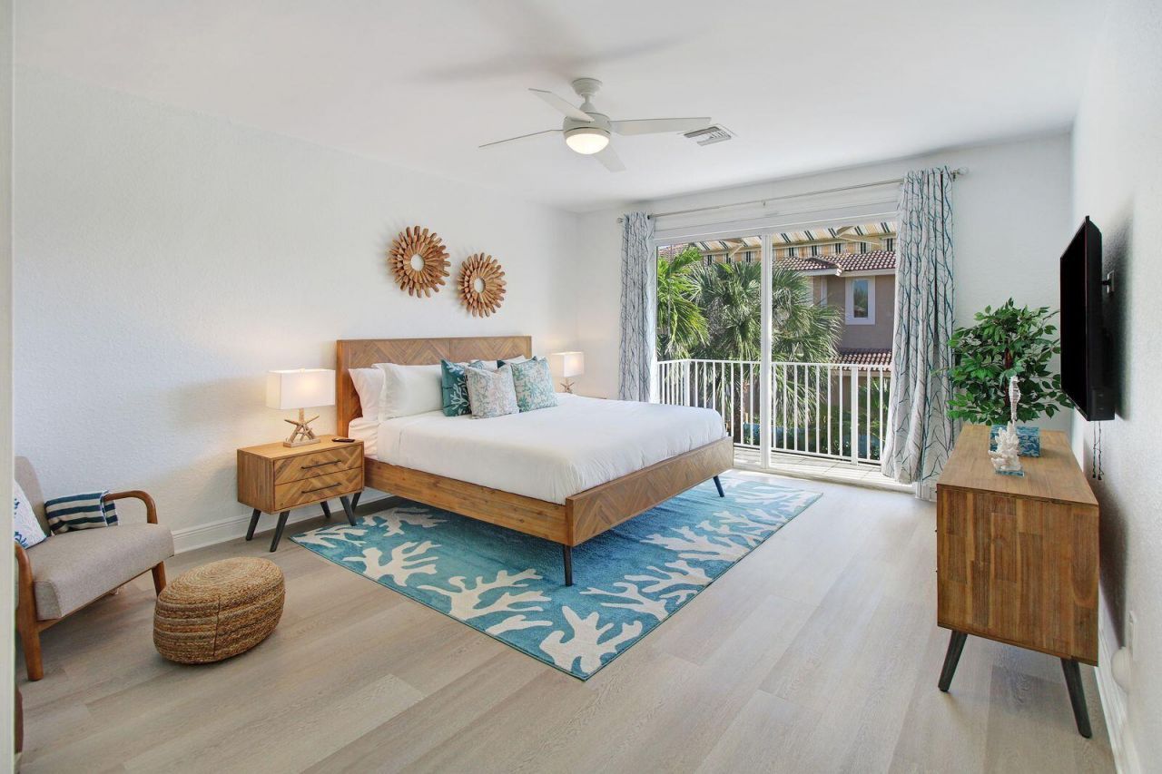 218 Pine Avenue, Lauderdale by the Sea, FL 33308 Photo