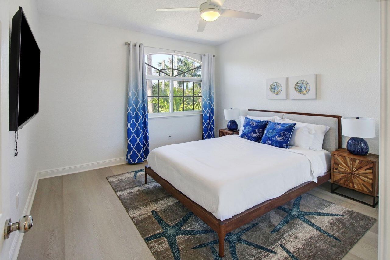 218 Pine Avenue, Lauderdale by the Sea, FL 33308 Photo