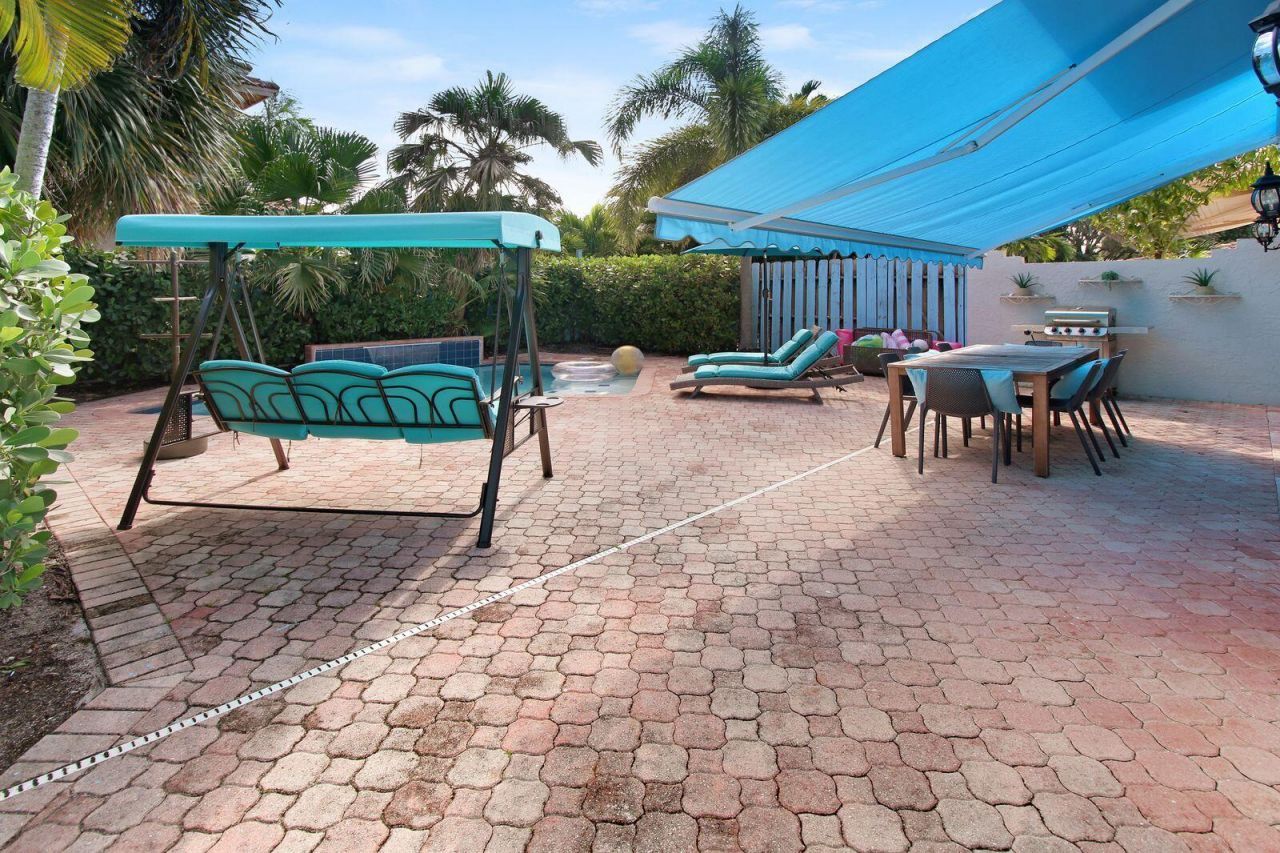 218 Pine Avenue, Lauderdale by the Sea, FL 33308 Photo