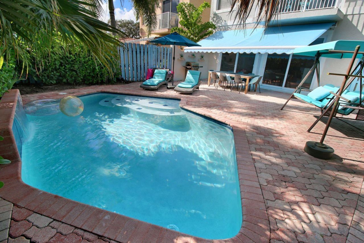 218 Pine Avenue, Lauderdale by the Sea, FL 33308 Photo