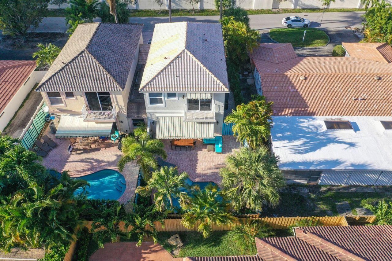 218 Pine Avenue, Lauderdale by the Sea, FL 33308 Photo
