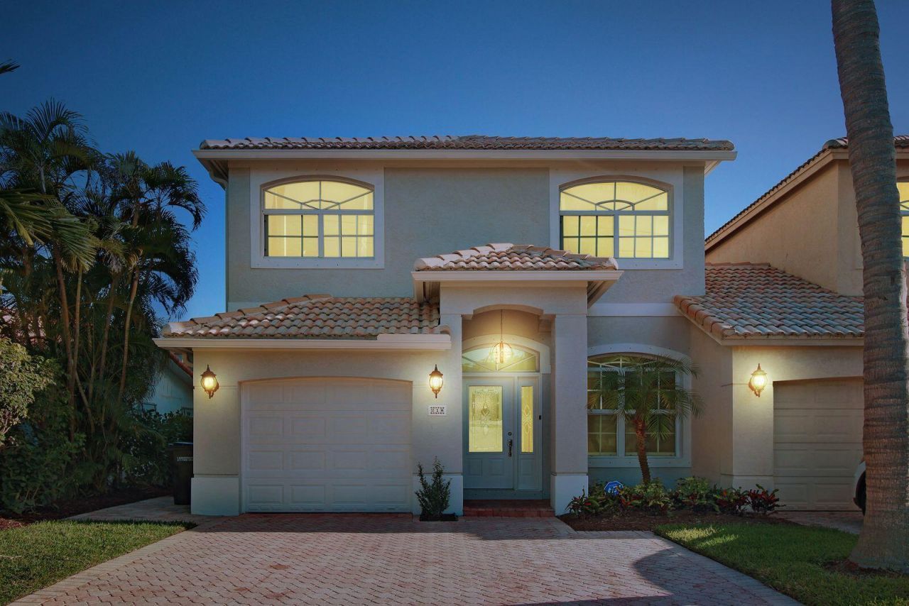 218 Pine Avenue, Lauderdale by the Sea, FL 33308 Photo