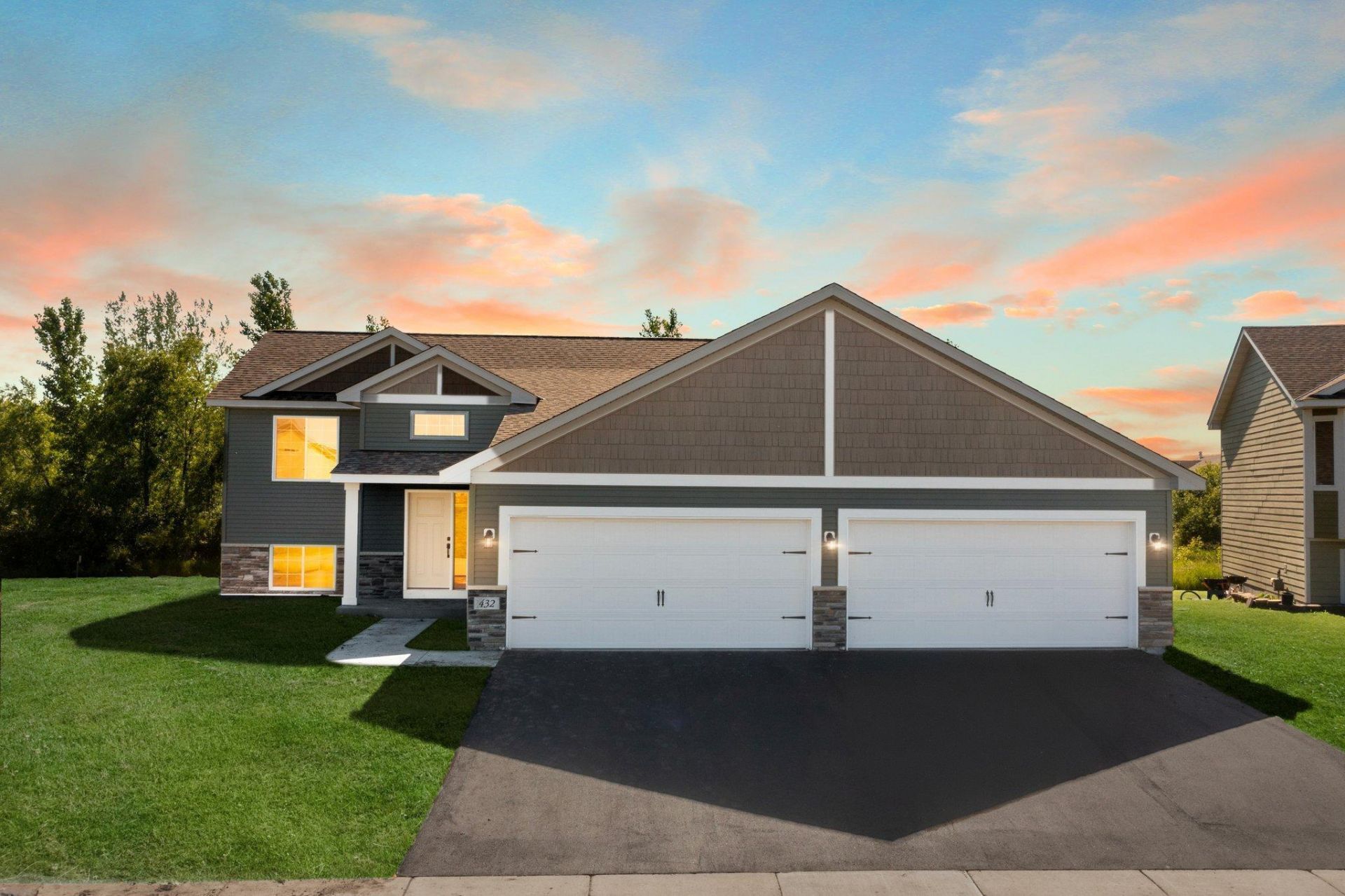 3262 Nottingham Road S, Saint Cloud, MN 56301 Main Photo