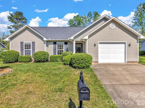 58 S Sunberry Trail , Fletcher, NC 28732