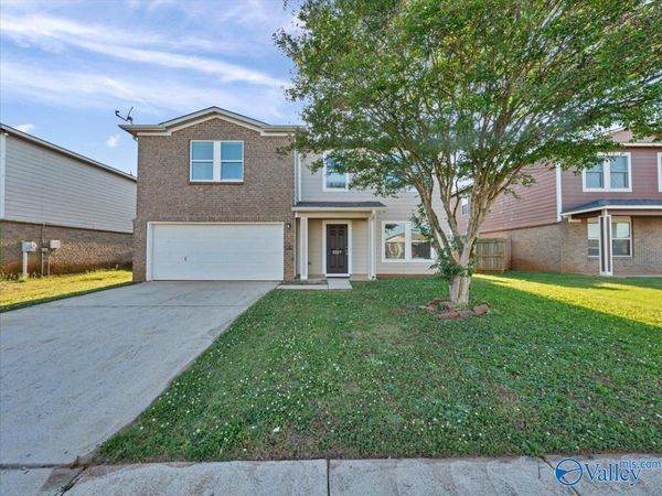 3327 Castlecreek Drive, Madison, AL 35756