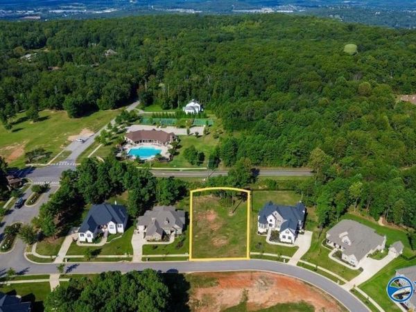 10 Scenic Loop Road SE, Huntsville, AL 35803