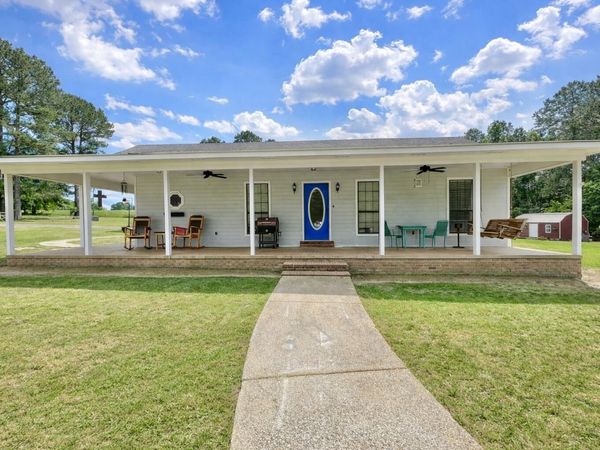 265 Albert Rayburn Rd., Columbia, MS 39429