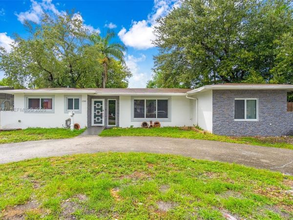 17930 NE 6th Ave , North Miami Beach, FL 33162