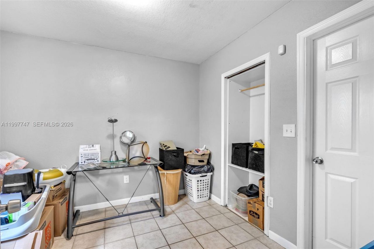 17930 NE 6th Ave , North Miami Beach, FL 33162 Photo