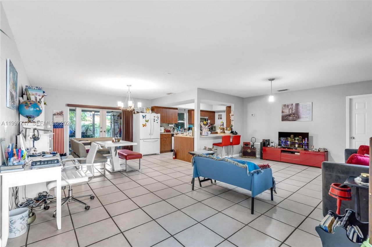 17930 NE 6th Ave , North Miami Beach, FL 33162 Photo