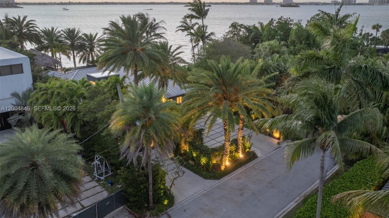 2440 N Shore Ter, Miami Beach, FL 33141 Photo