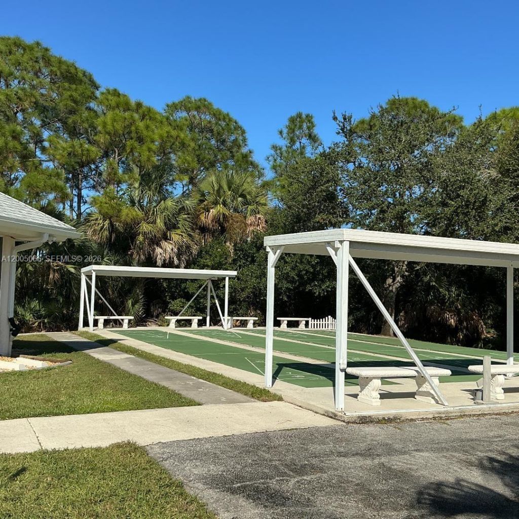 6910 SE Lillian Ct, Stuart, FL 34997 Photo