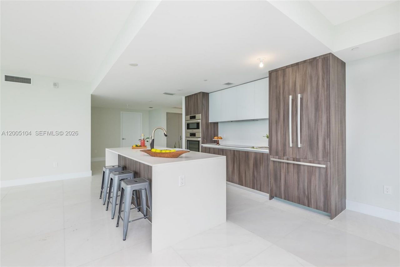488 NE 18th St , Unit 4515, Miami, FL 33132 Photo