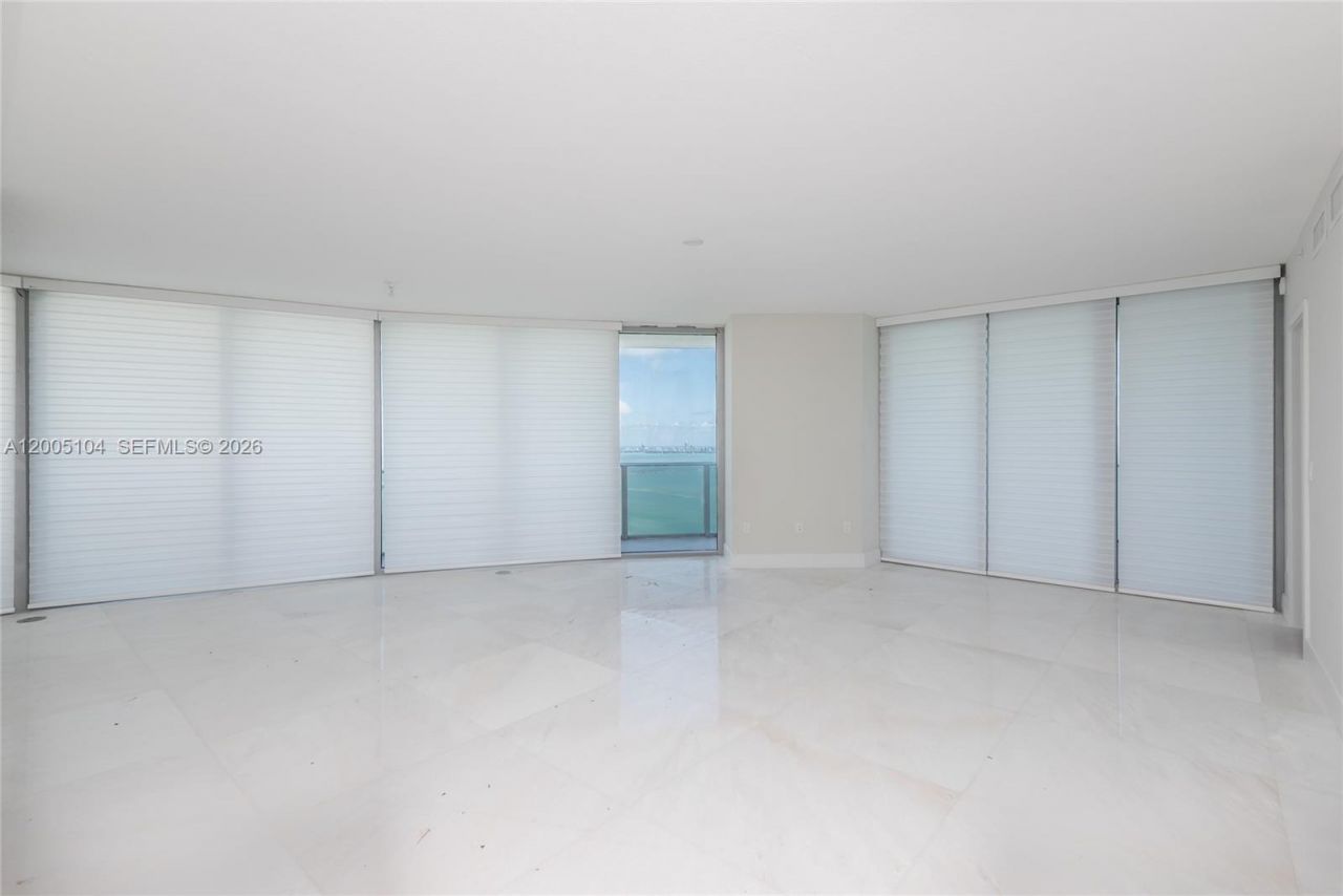 488 NE 18th St , Unit 4515, Miami, FL 33132 Photo