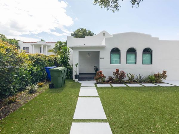 2360 SW 12th St , Miami, FL 33135