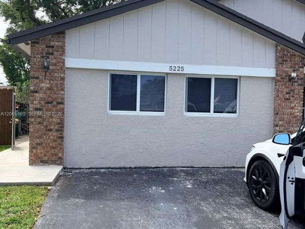 5225 SW 116th Ave , Unit 1, Cooper City, FL 33330