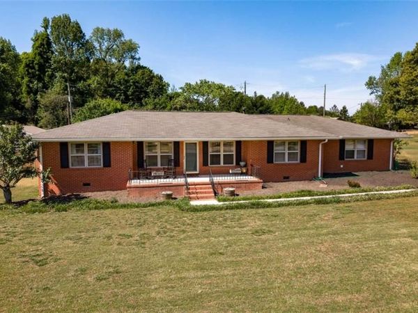 338 Virginia Lane , Hull, GA 30646